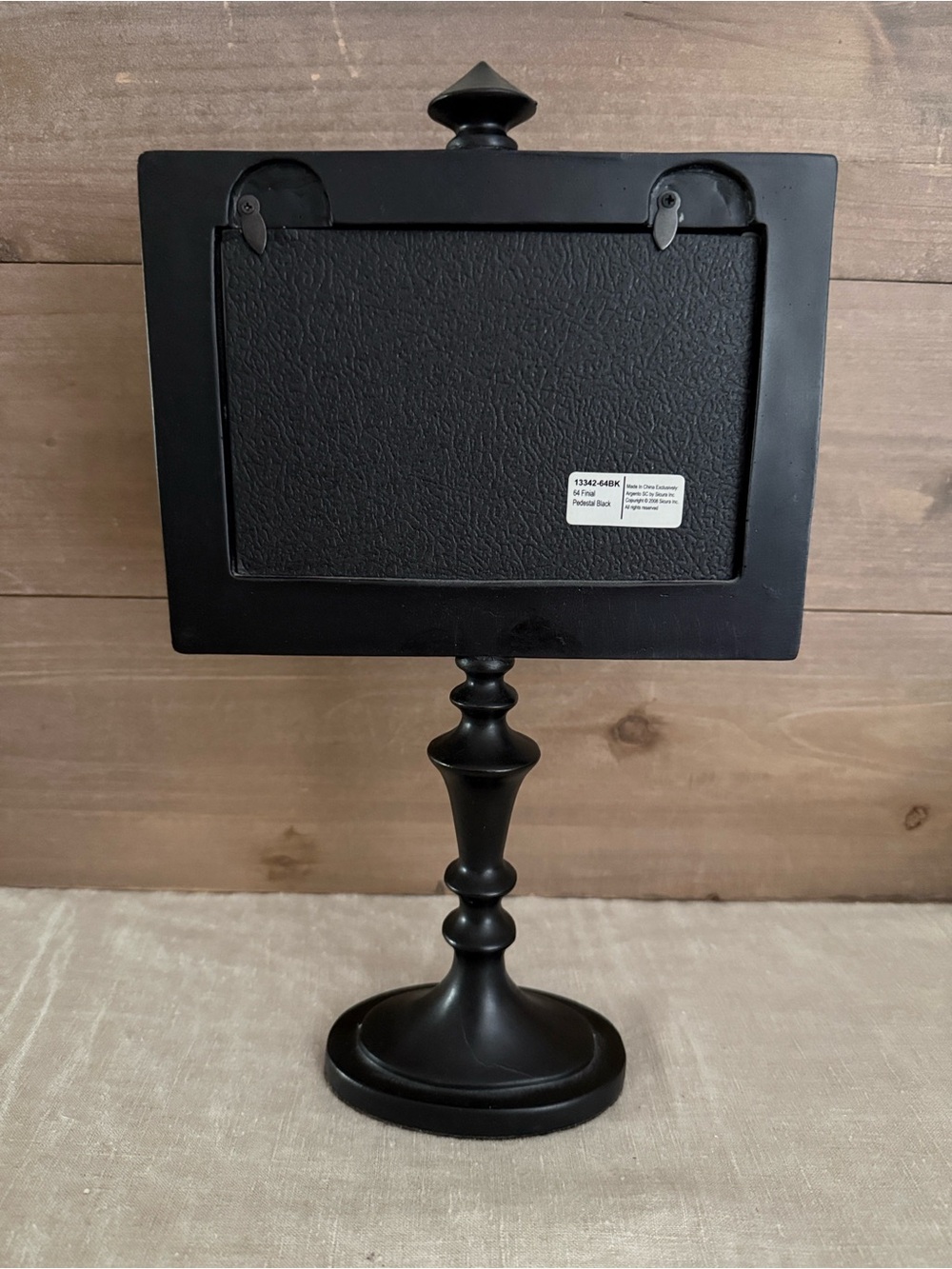 Black Wood 4x6 Pedestal Photo Frame - Picture 3 of 5